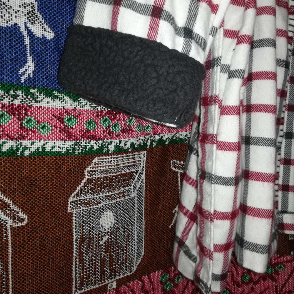Artemis Robe Collection Plaid 100% Acrylic - Picture 3 of 8